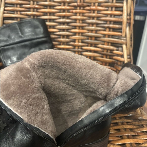 Gino Rossi  Black Leather Riding  Boots fully lined with Sherpa. - Picture 4 of 14